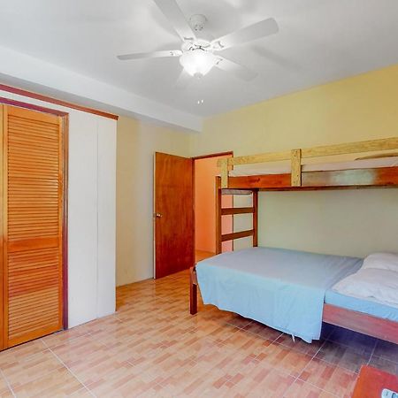 De Real Macaw Apartment Caye Caulker Luaran gambar