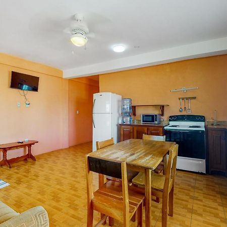 De Real Macaw Apartment Caye Caulker Luaran gambar