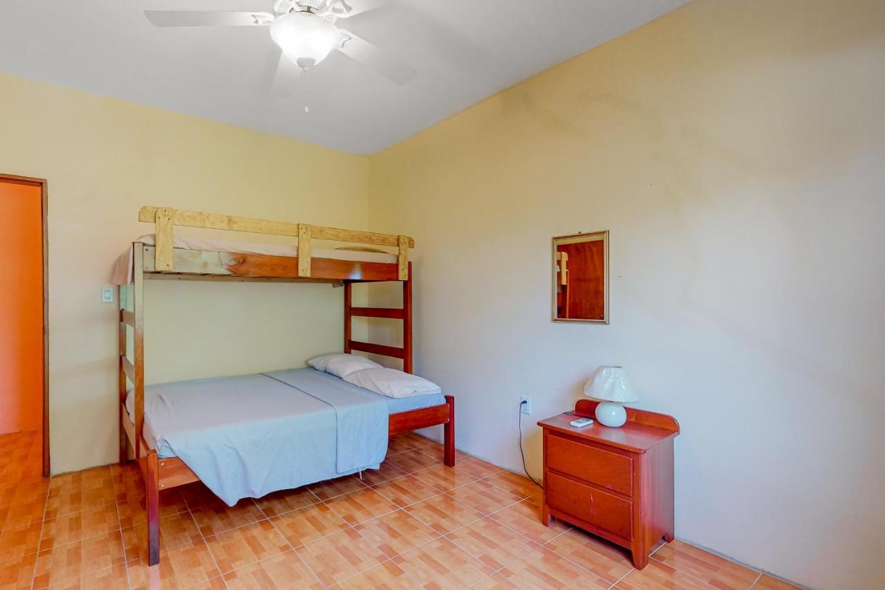 De Real Macaw Apartment Caye Caulker Luaran gambar
